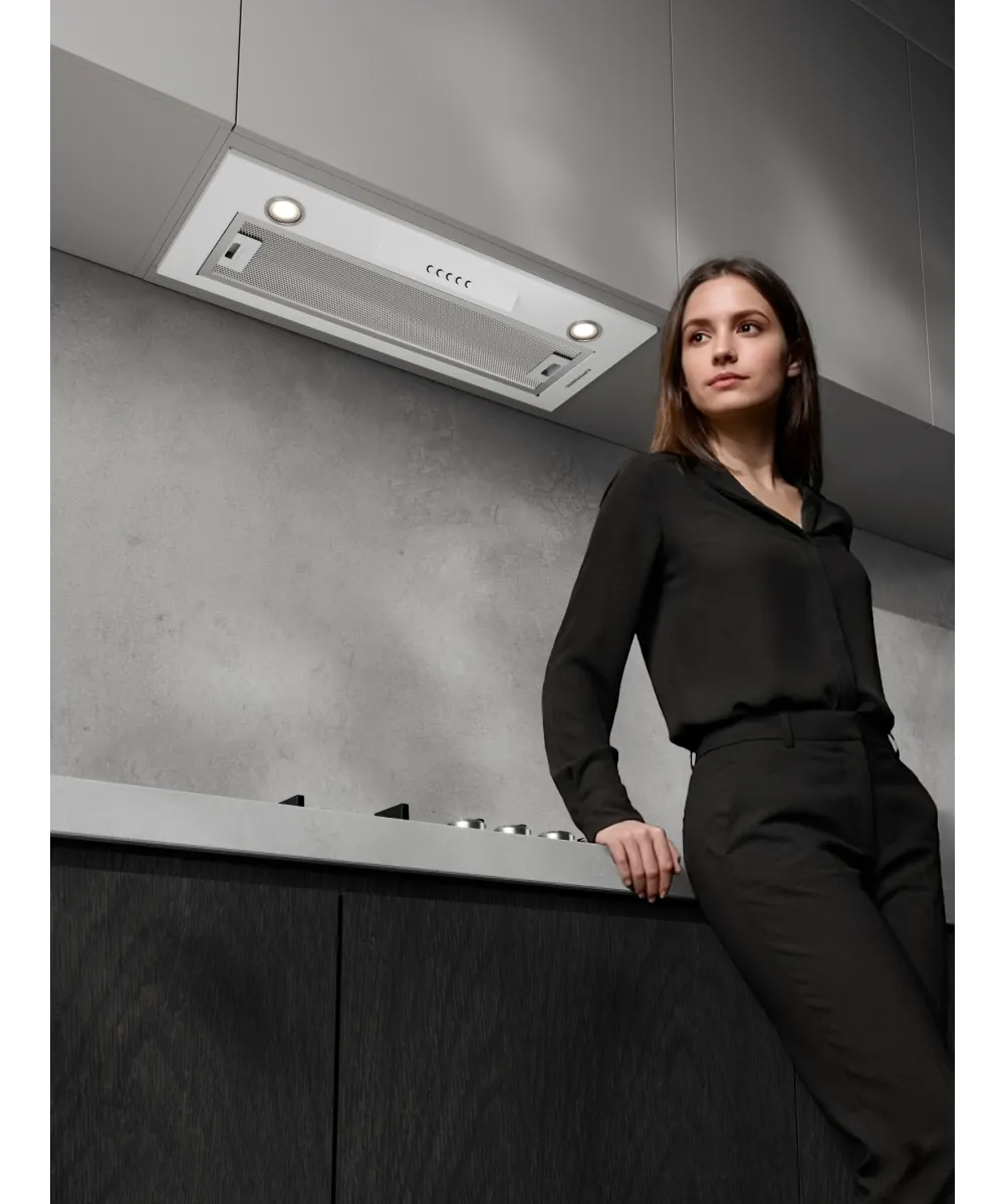 Built-in hood INLINEA 70 WX